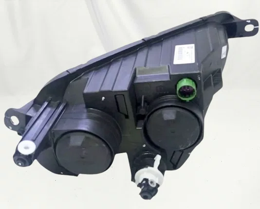 Farol Principal Fiat Toro Mascara Negra Duplo Foco Lado Esquerdo de 2016 ate 2021