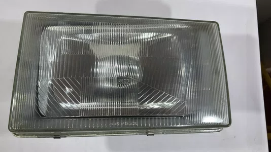 Farol Principal (Lado Esquerdo/Motorista)  Caminhoes Volvo NL (1987 a 1997)