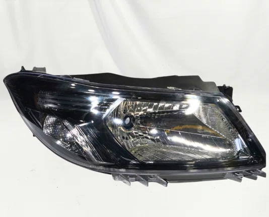 Farol Principal Mascara Negra Lado Direito  Chevrolet Onix / Prisma (2013 a 2018)  Original Arteb