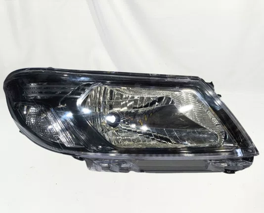 Farol Principal Mascara Negra Lado Direito  Chevrolet Onix / Prisma (2013 a 2018)  Original Arteb