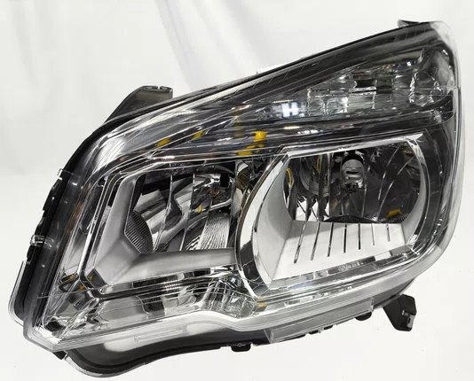 Farol Principal Sem Projetor Chevrolet S10 Mascara Cromada  Lado Esquerdo 2012 ate 2016
