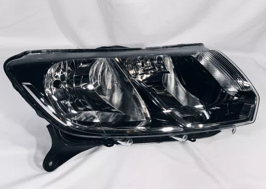 Farol Renault Sandero / Logan 2014 ate 2019 Lado Direito