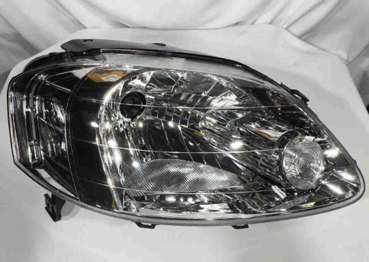 Farol Volkswagen Fox 2004 ate 2010 Cromado Lado Direito