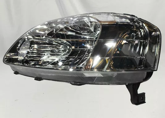 Farol Volkswagen Fox 2004 ate 2010 Cromado Lado Esquerdo