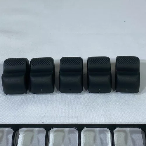 Kit de Botoes Falsos / Tampoes do Painel Central  Volkswagen Gol G2 ("Gol Bola")