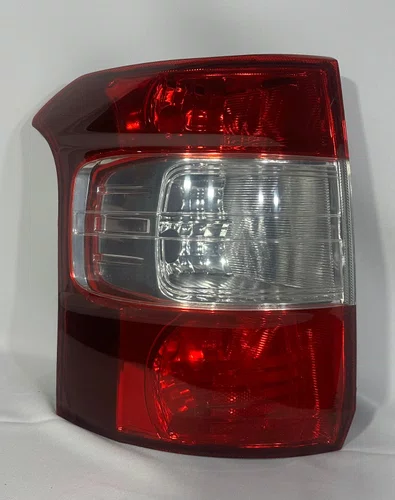 Lanterna Traseira Lado Esquerdo Bicolor Chevrolet Montana 2011 a 2026