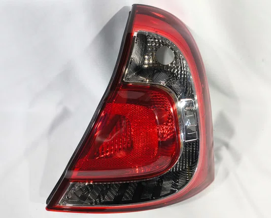 Lanterna Traseira Canto PT Lado Direito Renault Clio 2012 ate 2017