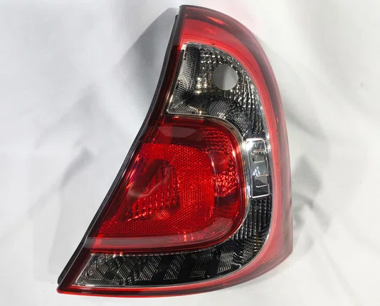 Lanterna Traseira Canto PT Lado Direito Renault Clio 2012 ate 2017