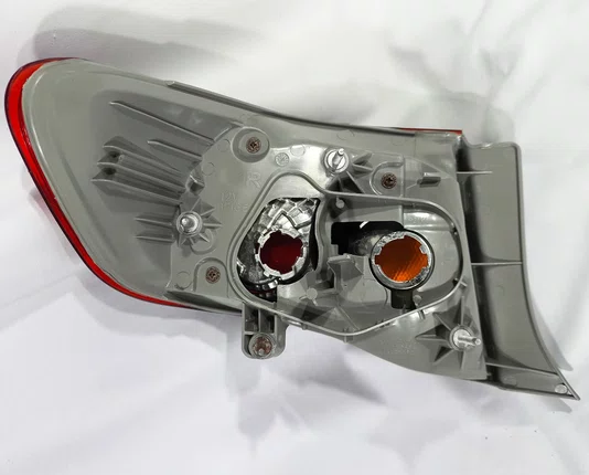 Lanterna Traseira Canto Lado Direito Toyota Corolla 2008 ate 2010