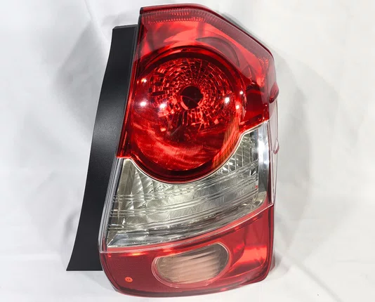 Lanterna Traseira Canto Lado Direito Toyota Etios Hatch 2012 ate 2021
