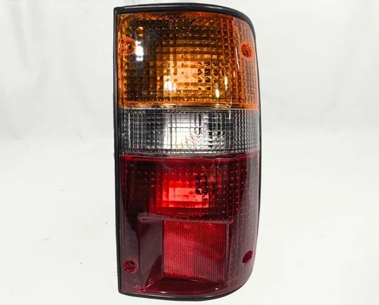 Lanterna Traseira Canto Lado Direito Toyota Hilux 1992 ate 2001