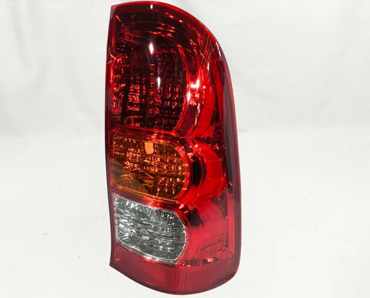 Lanterna Traseira Canto Lado Direito Toyota Hilux 2005 ate 2011