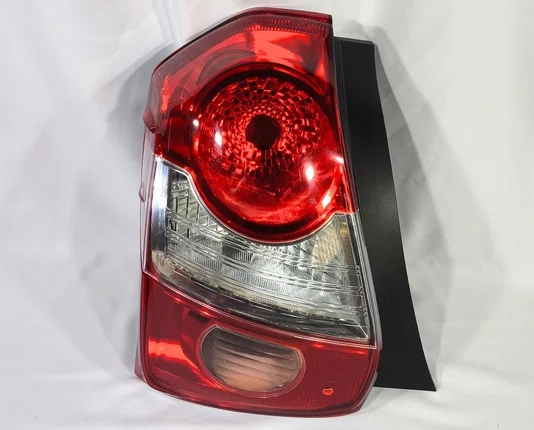 Lanterna Traseira Canto Lado Esquerdo Toyota Etios Hatch 2012 ate 2021