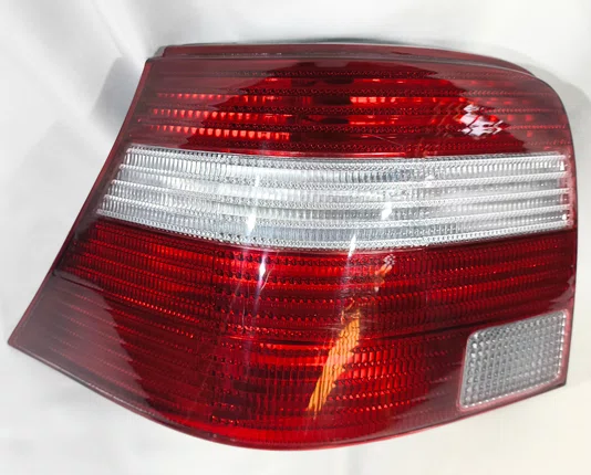 Lanterna Traseira Canto Lado Esquerdo VolksWagem Golf 1999 ate 2007
