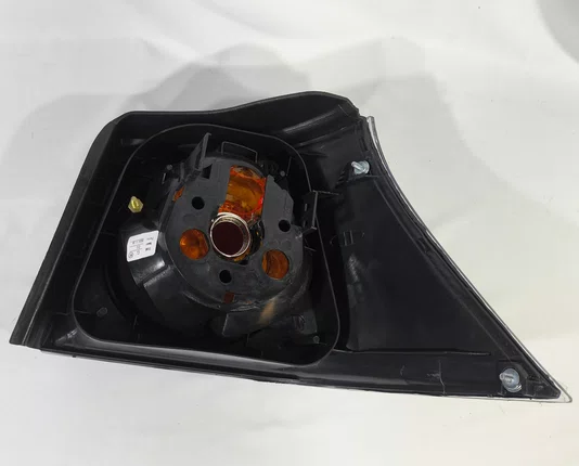 Lanterna Traseira Canto Lado Esquerdo VolksWagem Golf 2008 ate 2014