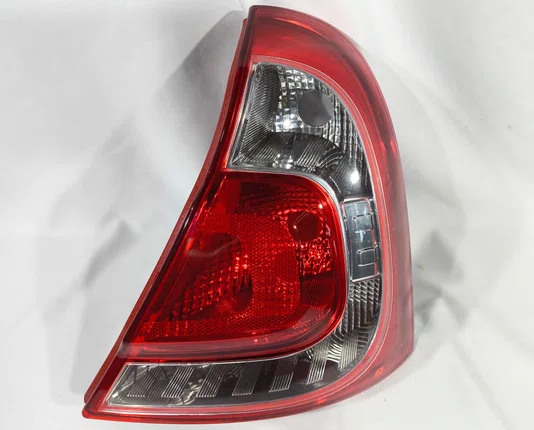 Lanterna Traseira Canto VM Lado Direito Renault Clio 2012 ate 2017