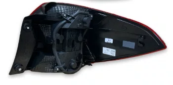 Lanterna Traseira Ford Ka Sedan Bicolor Lado Esquerdo 2019 Ate 2021