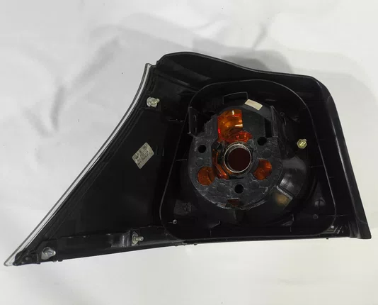 Lanterna Traseira Fume Canto Lado Direito VolksWagem Golf 2008 ate 2014
