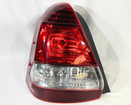 Lanterna Traseira Fume Canto Lado Esquerdo Toyota Etios Sedan 2012 ate 2018