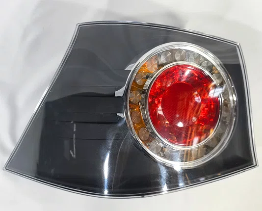 Lanterna Traseira Fume Canto Lado Esquerdo VolksWagem Golf 2008 ate 2014
