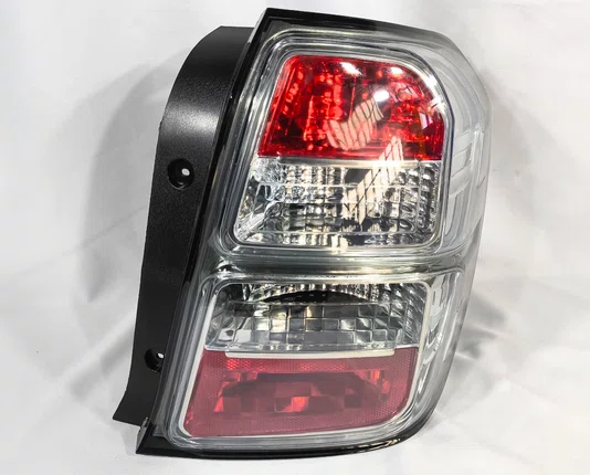Lanterna Traseira Fume Lado Direito Chevrolet Cobalt 2012 A 2015