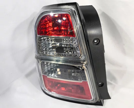 Lanterna Traseira Fume Lado Esquerdo Chevrolet Cobalt 2012 A 2015