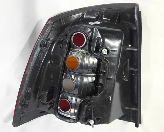 Lanterna Traseira Lado Direito Chevrolet Astra Hatch 1998 ate 2002