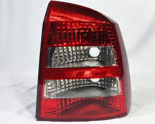 Lanterna Traseira Lado Direito Chevrolet Astra Sedan 2003 at 2011