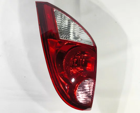 Lanterna Traseira Lado Esquerdo Chevrolet Celta 2006 ate 2015