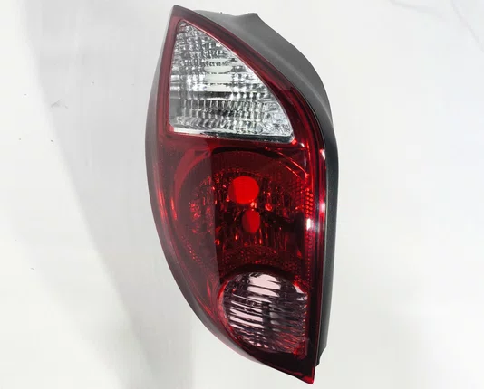 Lanterna Traseira Lado Esquerdo Chevrolet Celta 2006 ate 2015