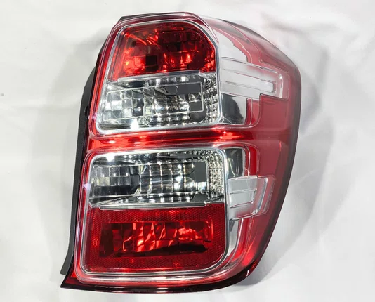 Lanterna Traseira Lado Direito Chevrolet Cobalt 2012 Ate 2015 Bicolor