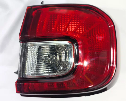 Lanterna Traseira Lado Direito Fiat Argo 2017 ate 2023