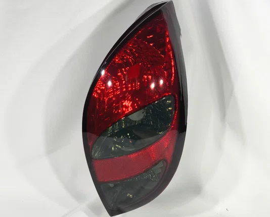 Lanterna Traseira Lado Direito Fume Chevrolet Celta 2000 ate 2005