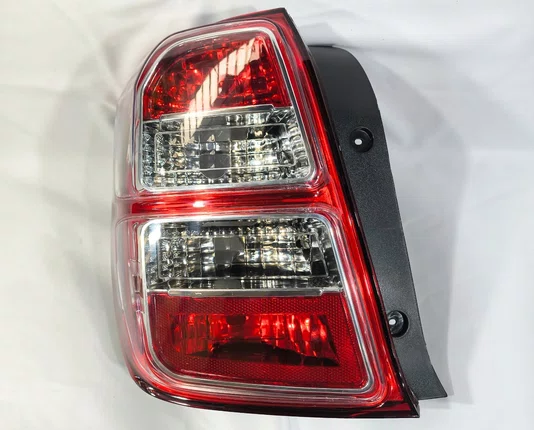 Lanterna Traseira Lado Esquerdo Chevrolet Cobalt 2012 Ate 2015 Bicolor
