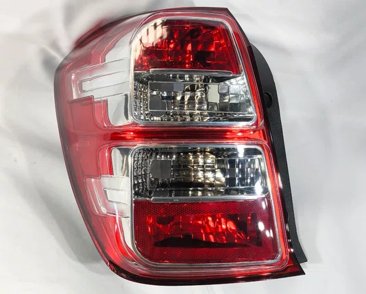 Lanterna Traseira Lado Esquerdo Chevrolet Cobalt 2012 Ate 2015 Bicolor