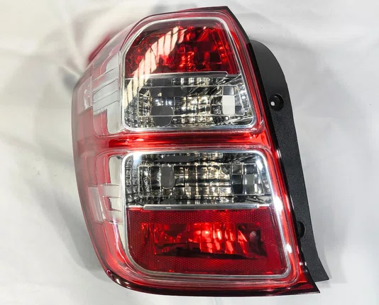 Lanterna Traseira Lado Esquerdo Chevrolet Cobalt 2012 Ate 2015 Bicolor
