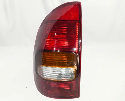 Lanterna Traseira Lado Esquerdo Chevrolet Corsa 4 Portas 1994 ate 1999
