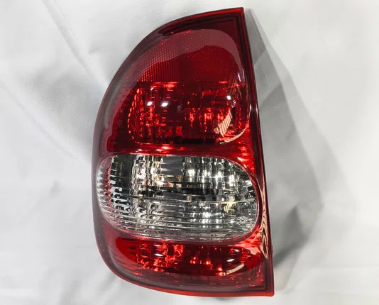Lanterna Traseira Lado Esquerdo Chevrolet Corsa Hatch 2000 ate 2002