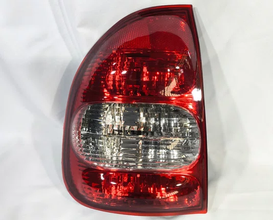 Lanterna Traseira Lado Esquerdo Chevrolet Corsa Hatch 2000 ate 2002