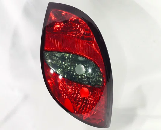 Lanterna Traseira Lado Esquerdo Fume Chevrolet Celta 2000 ate 2005