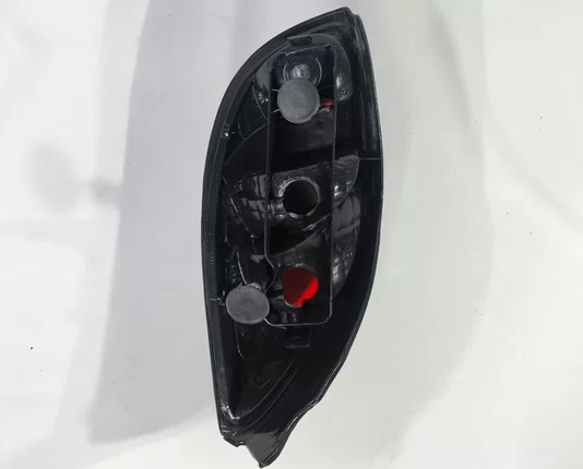 Lanterna Traseira Lado Esquerdo Fume Chevrolet Celta 2000 ate 2005