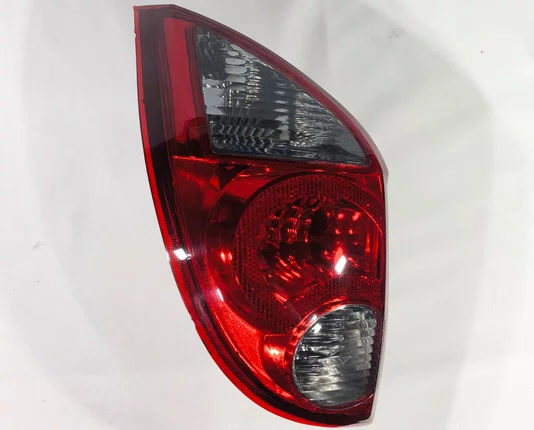 Lanterna Traseira Lado Esquerdo Fume Chevrolet Celta 2006 ate 2015