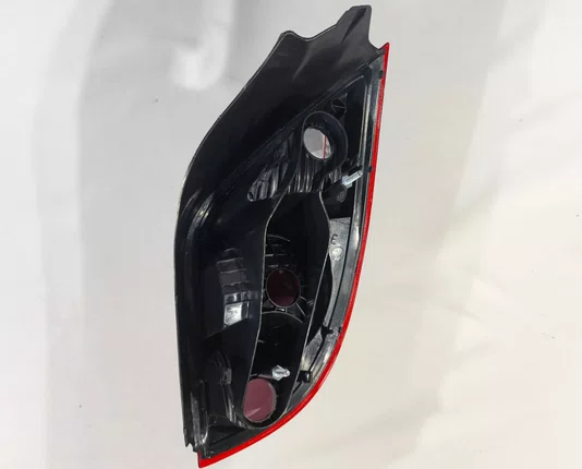 Lanterna Traseira Lado Esquerdo Fume Chevrolet Celta 2006 ate 2015
