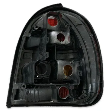 Lanterna Traseira Lado Esquerdo Fume Chevrolet Corsa 2 Portas 1994 Ate 1999