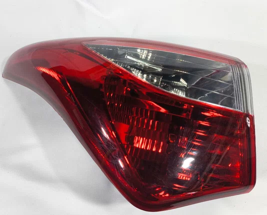 Lanterna Traseira Canto Lado Esquerdo Hyundai HB20 Hatch 2012 ate 2015