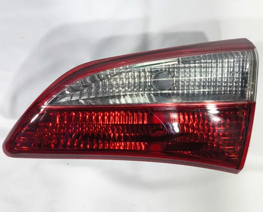 Lanterna Traseira Mala Lado Direito Hyundai HB20 Hatch 2012 ate 2015
