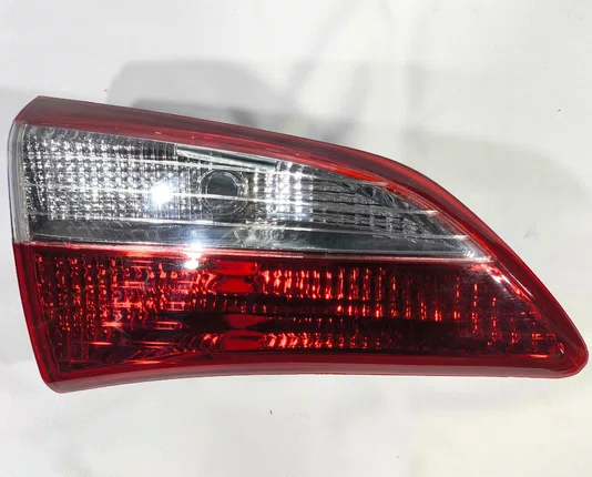 Lanterna Traseira Mala Lado Esquerdo Hyundai HB20 Hatch 2012 ate 2015