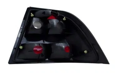 lanterna traseira vectra 2000 a 2005 lado esquerdo fume