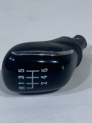 Manopla Bola de Cambio (6 Marchas com Aro Cromado Onix (2020 a 2023) Preta