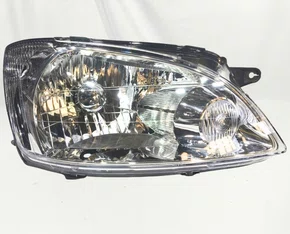 Farol Chevrolet Classic Mascara Cromada Lado Direito 2011 ate 2016